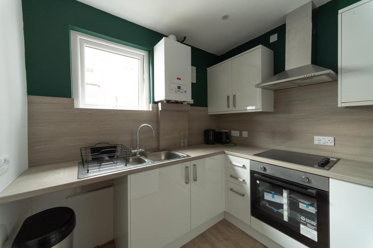 Lovely 2-Bed Apartment In Blackpool Secret House Bagian luar foto